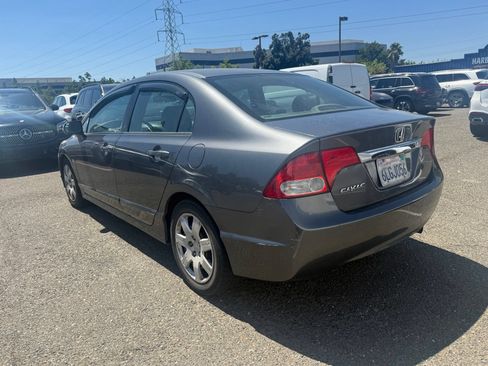 Used 2010 Honda Civic LX image 3