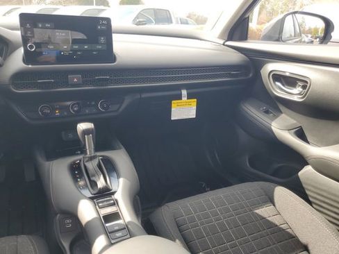 New 2026 Honda HR-V LX image 11