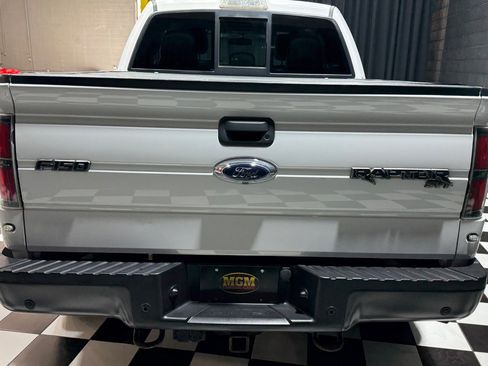 Used 2014 Ford F150 Raptor w/ Equipment Group 801A Luxury image 9