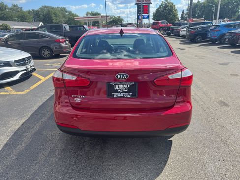 Used 2016 Kia Forte LX w/ LX Popular Plus Package FWD image 4