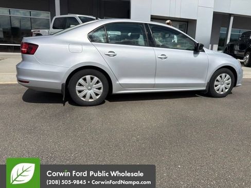Used 2016 Volkswagen Jetta S FWD image 8