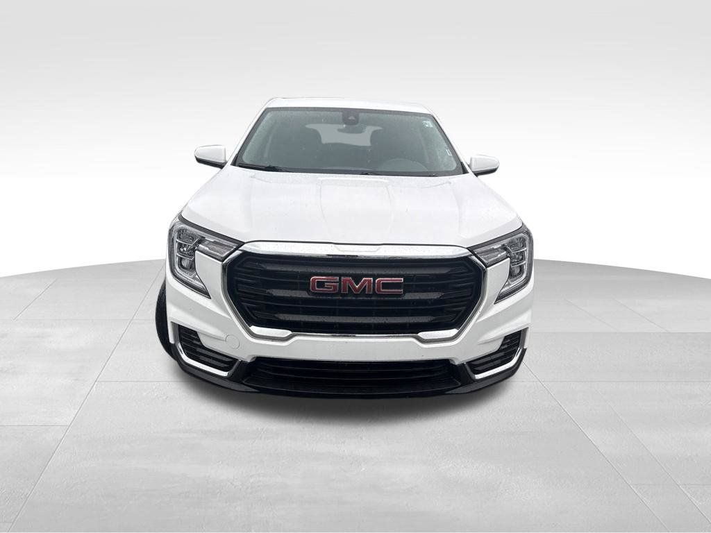 Used 2023 GMC Terrain SLE AWD/4WD image 7