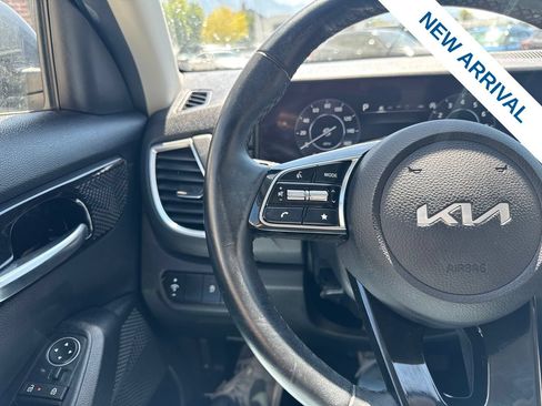 Used 2024 Kia Seltos EX AWD/4WD image 20