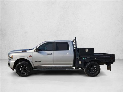 Used 2022 RAM 2500 Laramie w/ Night Edition image 9