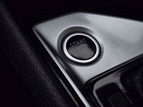 Used 2020 Nissan Altima 2.5 SV image 35