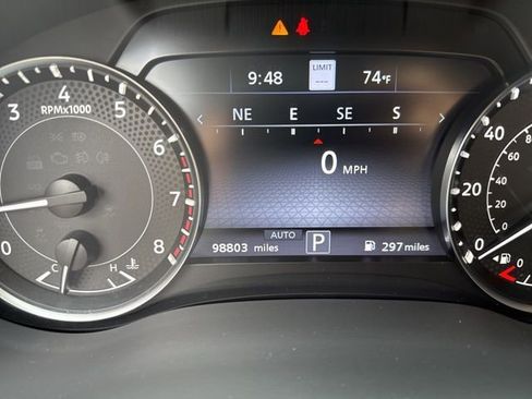 Used 2021 Nissan Armada Platinum w/ Captain's Chairs Package image 17