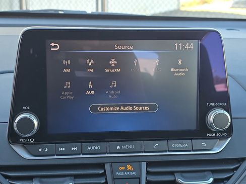 Used 2024 Nissan Altima 2.5 SV image 27