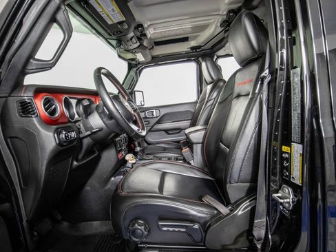 Used 2021 Jeep Gladiator Rubicon AWD/4WD image 9