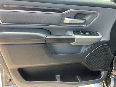 Used 2019 RAM 1500 Big Horn AWD/4WD image 12
