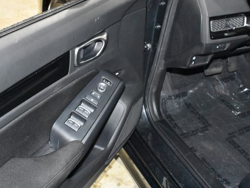 Certified 2024 Honda Civic EX image 23