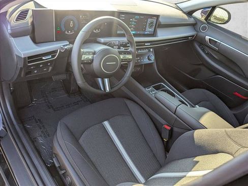 New 2025 Hyundai Sonata SEL FWD image 3