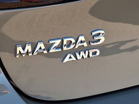 Used 2024 MAZDA MAZDA3 s image 30