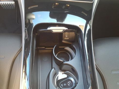 Certified 2026 Mercedes-Benz GLC 300 4MATIC image 24