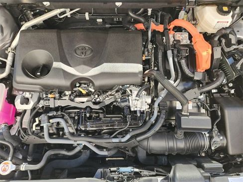 Used 2024 Toyota RAV4 XLE Premium image 35