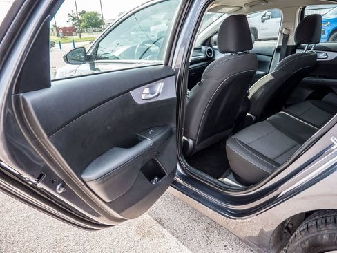 Used 2024 Kia Forte LXS FWD image 19