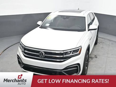 Used 2022 Volkswagen Atlas Cross Sport SEL R-Line AWD/4WD image 25