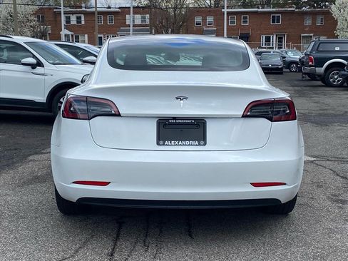 Used 2023 Tesla Model 3 Standard Range image 4