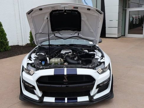 Used 2021 Ford Mustang Shelby GT500 w/ Technology Package RWD image 32