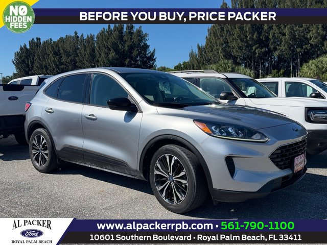 Used 2022 Ford Escape SE w/ SE Sport Appearance Package FWD image 1