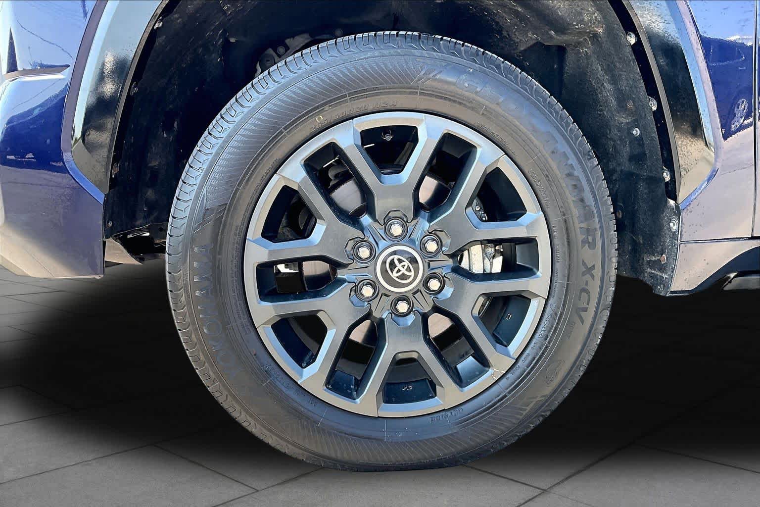 Used 2022 Toyota Tundra Platinum RWD image 20