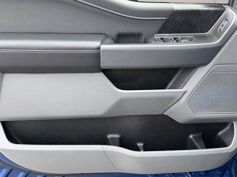 Used 2022 Ford F150 XLT w/ Equipment Group 302A High image 9