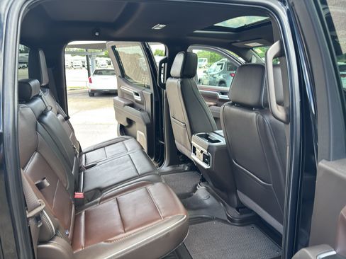 Certified 2026 GMC Sierra 1500 Denali w/ Denali Reserve Package AWD/4WD image 18