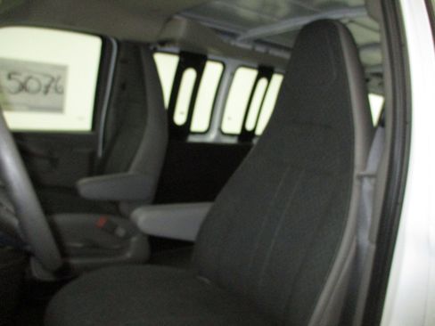 New 2026 GMC Savana 3500 RWD image 20