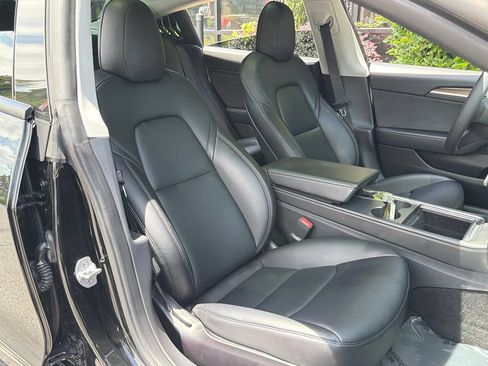 Used 2021 Tesla Model 3 Standard Range Plus RWD image 34