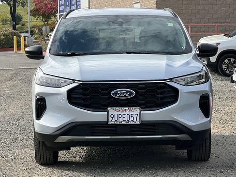 Used 2025 Ford Escape ST-Line w/ Tech Pack #1 image 9