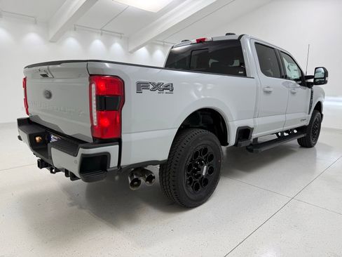 New 2026 Ford F250 Lariat w/ Black Appearance Package image 7