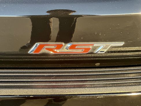 Used 2022 Chevrolet Tahoe RST w/ Luxury Package image 28