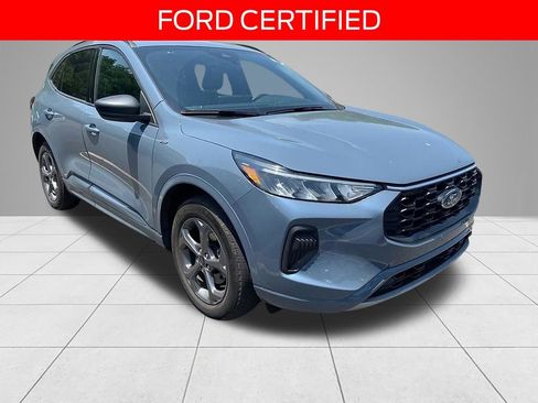 Used 2024 Ford Escape ST-Line w/ Tech Pack #1 AWD/4WD image 2
