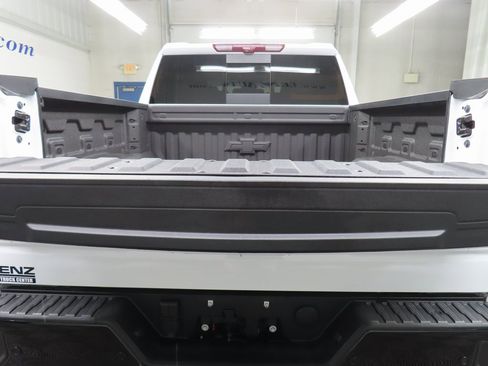 Used 2025 Chevrolet Silverado 1500 ZR2 w/ Technology Package image 41