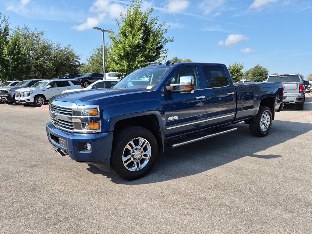 Used 2016 Chevrolet Silverado 2500 High Country AWD/4WD image 3