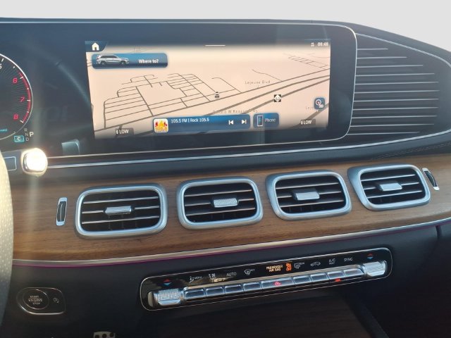 Used 2025 Mercedes-Benz GLS 450 4MATIC image 22