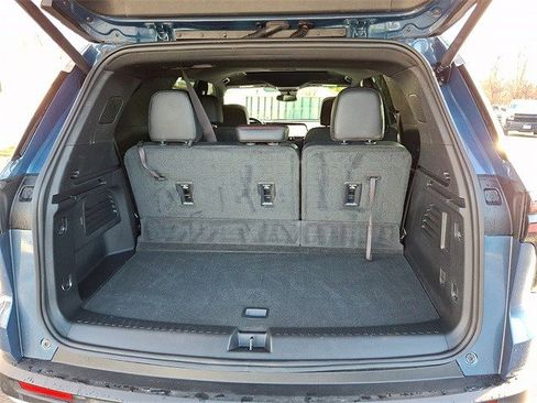 Certified 2024 Chevrolet Traverse Z71 w/ LPO, Floor Liner Package image 29