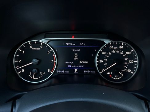 Used 2025 Nissan Altima 2.5 SV image 35