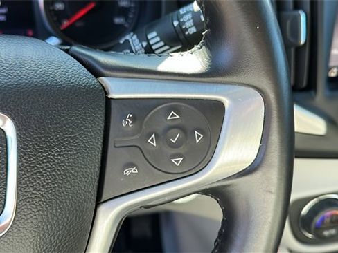 Used 2020 GMC Terrain SLE w/ Driver Convenience Package image 12