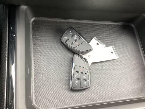 Used 2026 Chevrolet Silverado 2500 ZR2 w/ LPO, Dark Essentials Package image 20