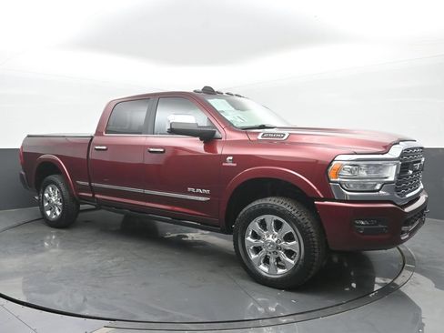 Used 2022 RAM 2500 Limited w/ Towing Technology Group AWD/4WD image 7