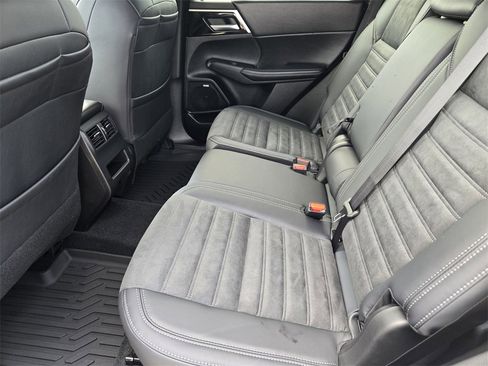 New 2025 Mitsubishi Outlander Trail Edition image 19