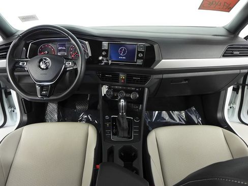 Used 2019 Volkswagen Jetta R-Line FWD image 24