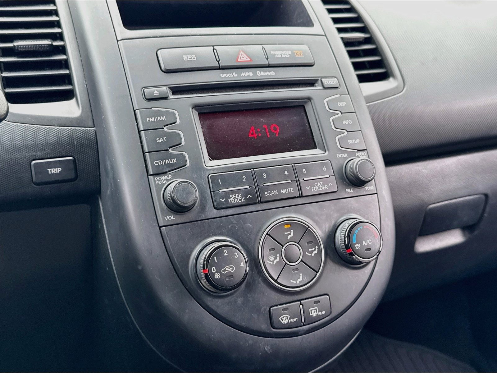 Used 2013 Kia Soul FWD image 16