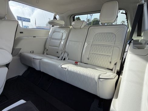 Certified 2022 Lincoln Navigator L Black Label image 22