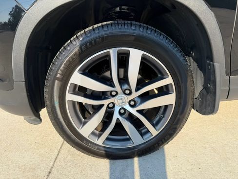 Used 2017 Honda Pilot Elite image 77