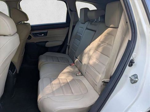 Used 2018 Honda CR-V Touring image 19