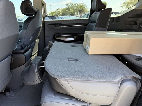 New 2026 Kia EV9 Light image 17