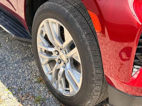 Used 2021 Chevrolet Tahoe LT image 12