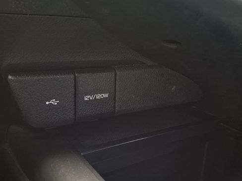 Certified 2023 Toyota Camry SE FWD image 11
