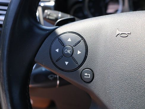 Used 2011 Mercedes-Benz E 350 Sedan image 20